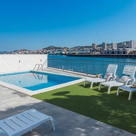 Holiday home Ferienhaus Fur 10 Personen In Sibenik, Dalmatien Norddalmatien